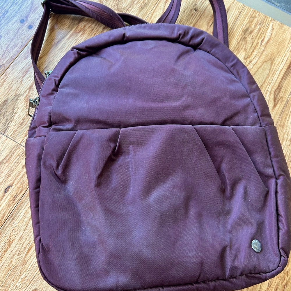 Pacsafe Citysafe CX Anti-Theft Convertible Backpack - Used